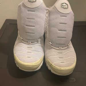 COPY - Nike shoes
